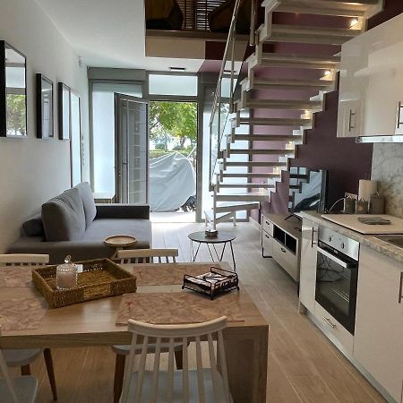 Seaside Loft Kavalaアパートメント エクステリア 写真